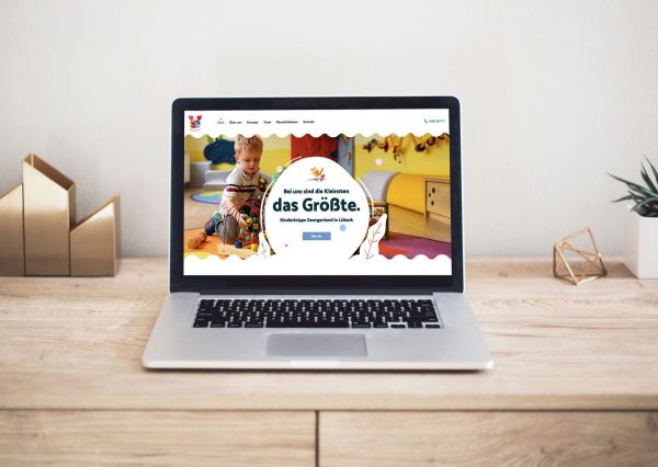 Responsive und sympatisch designte Website einer Kindertagesstätte auf dem Laypot dargestellt