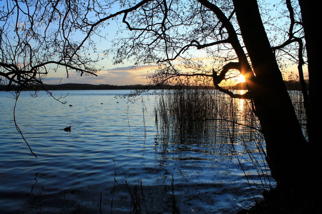 Ihlsee in Bad Segeberg bei Sonnenuntergang